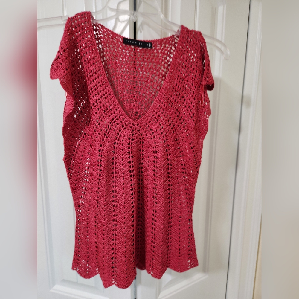 Beautiful Crocheted Top by The Limited Sz M!